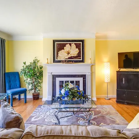 Cleveland Heights Home With Sunroom Park Across St!
